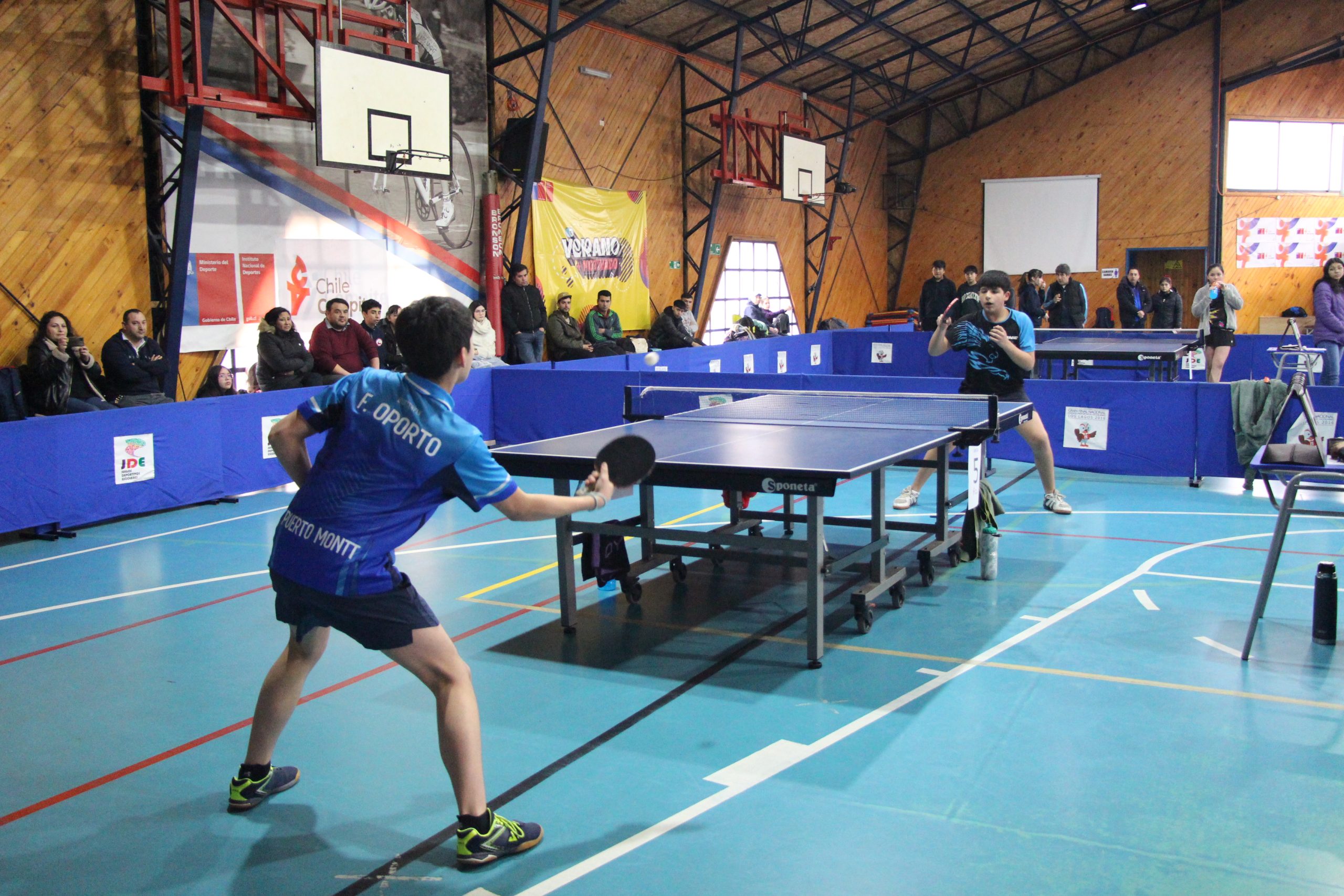 Tenimesistas de la región participaron en el Campeonato Regional de los Juegos Deportivos Escolares efectuado en Puerto Montt