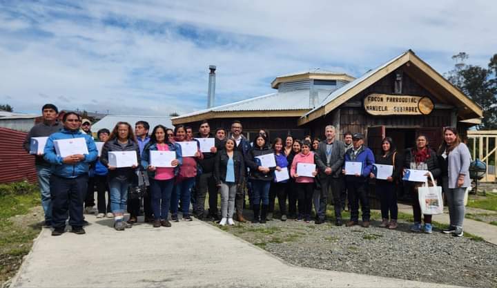 Chonchi: 18 familias son favorecidas con fondos de CONADI para Equipamiento Básico y Habitabilidad