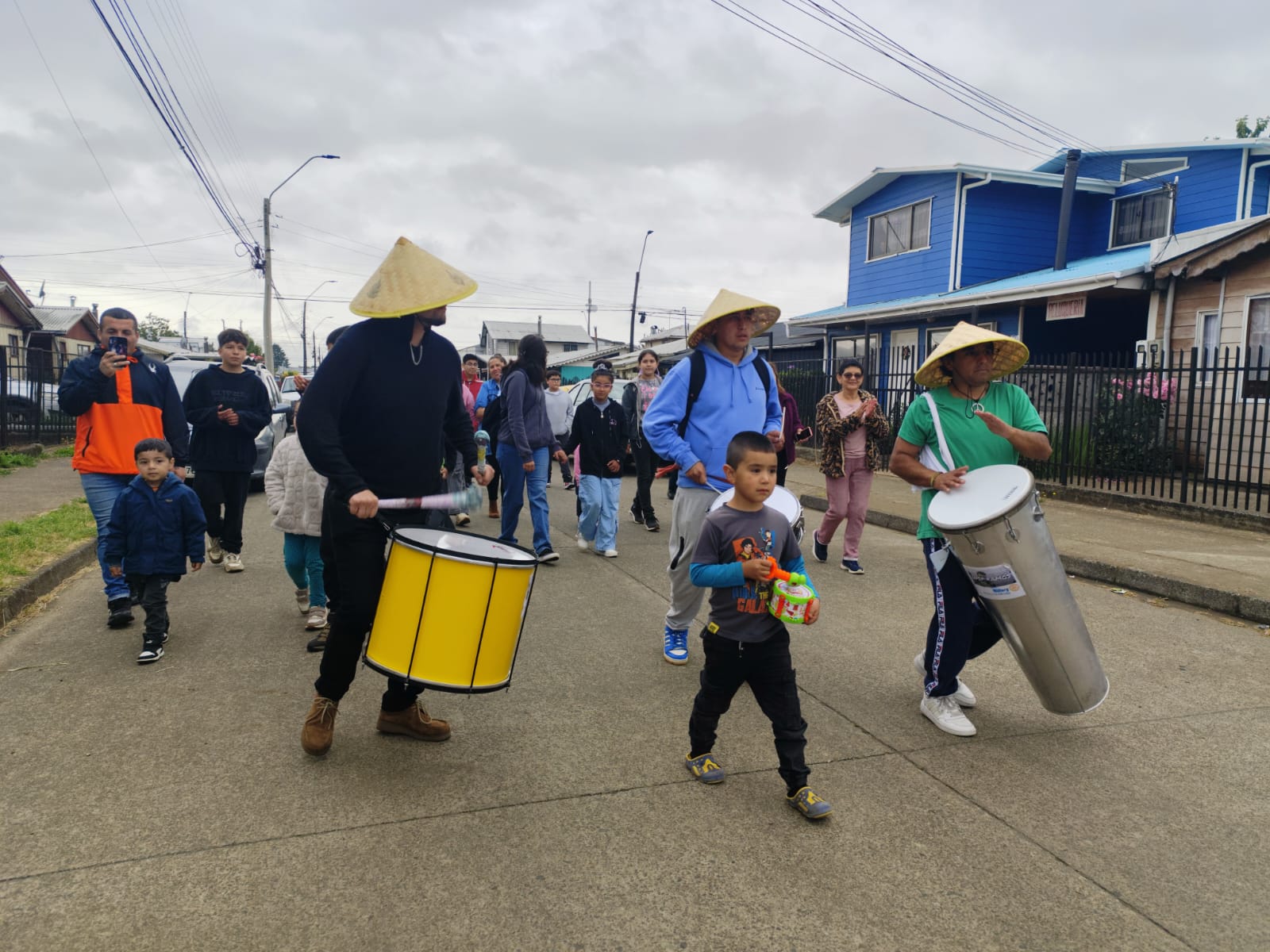 EN PURRANQUE DIERON LA BIENVENIDA OFICIAL AL PROGRAMA QUIERO MI BARRIO EN BARRIOARREBOLHito inaugural convocó a mas de 200 personas en una tarde recreativa con énfasis en lo familiary la niñez.