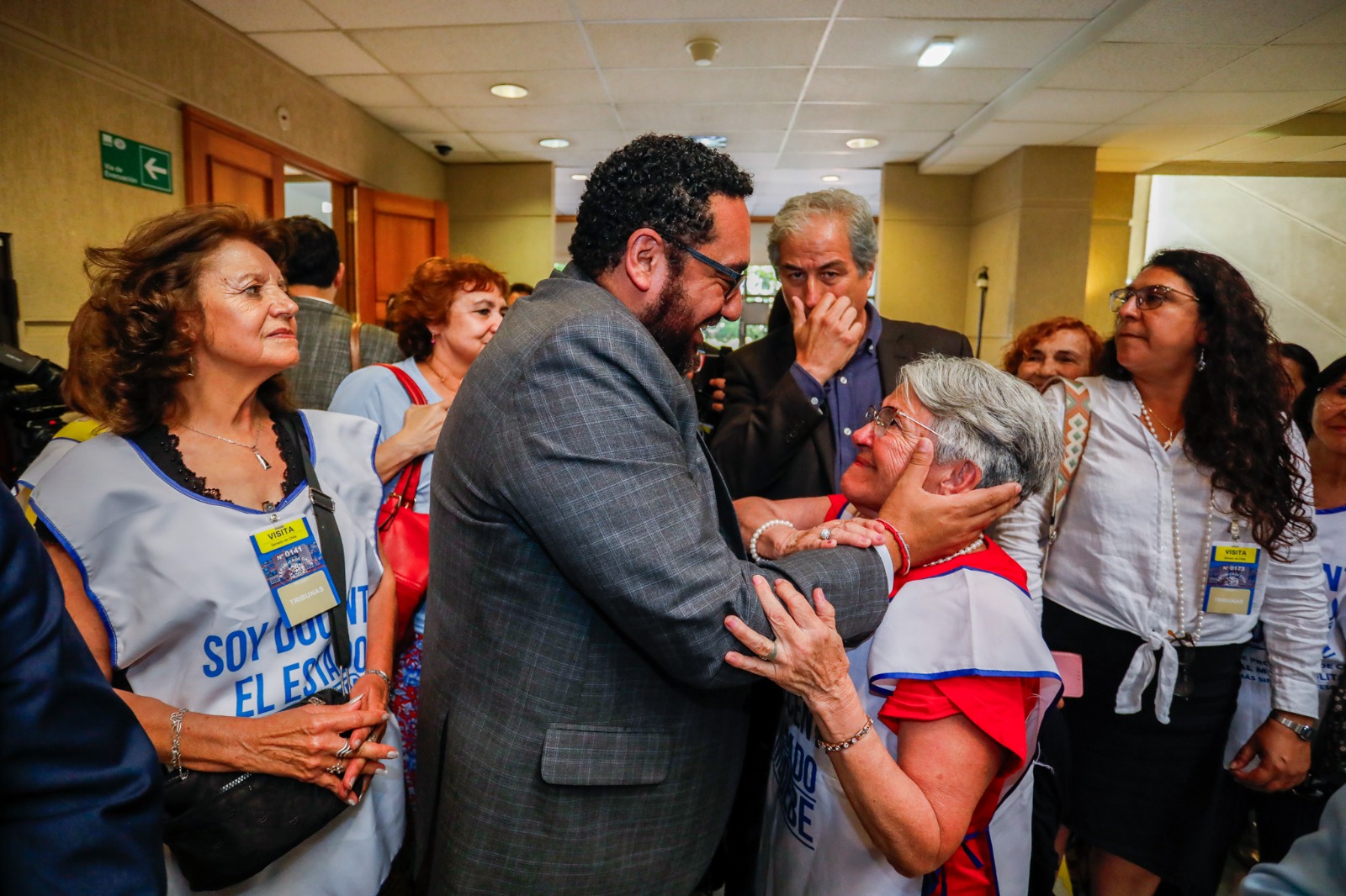 Congreso aprueba ley que soluciona la deuda histórica docente tras cuatro décadas de espera