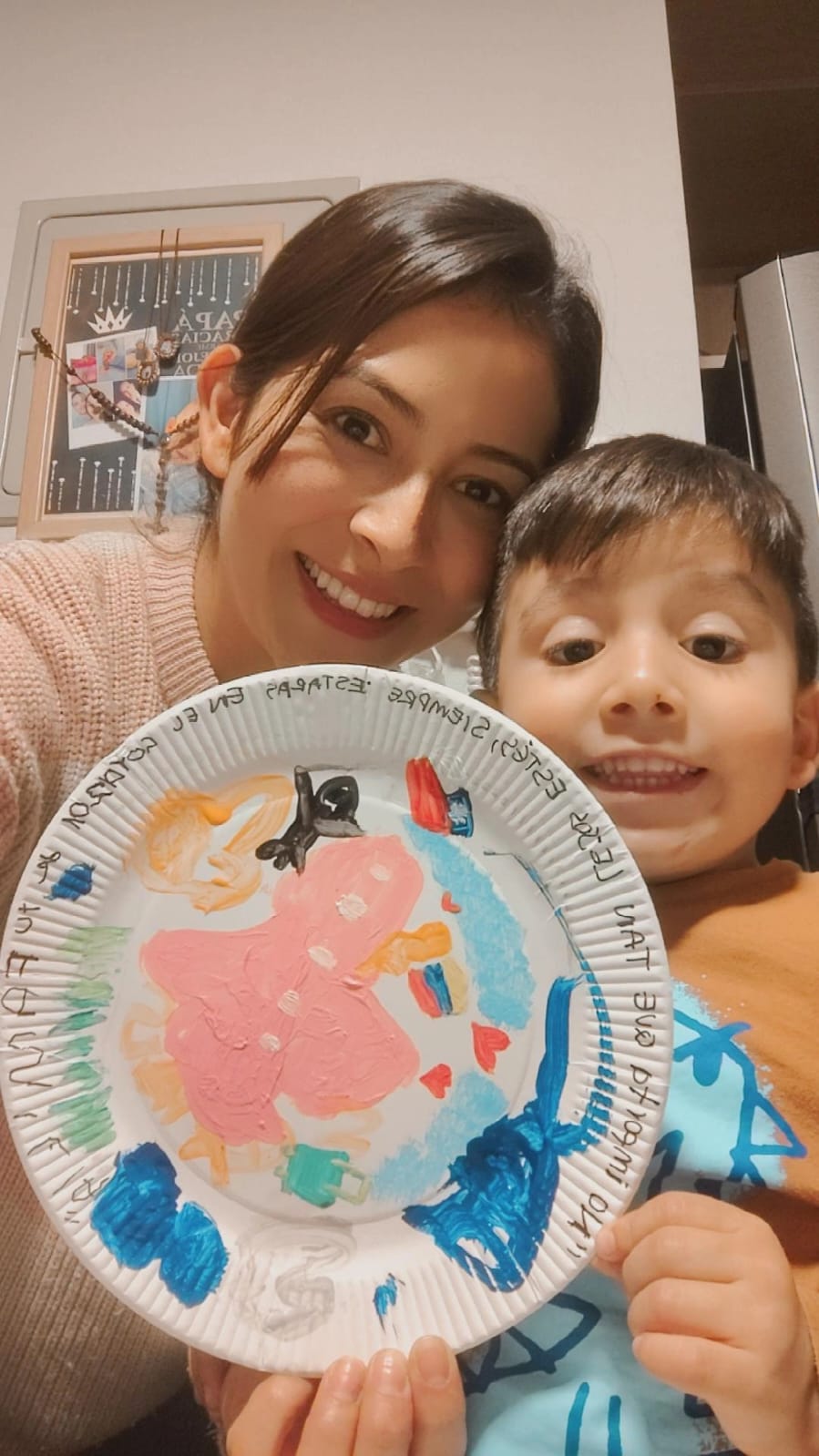 “Arte y Mesa”: campaña nacional que fortalece la conversación en familia llega a Los Lagos