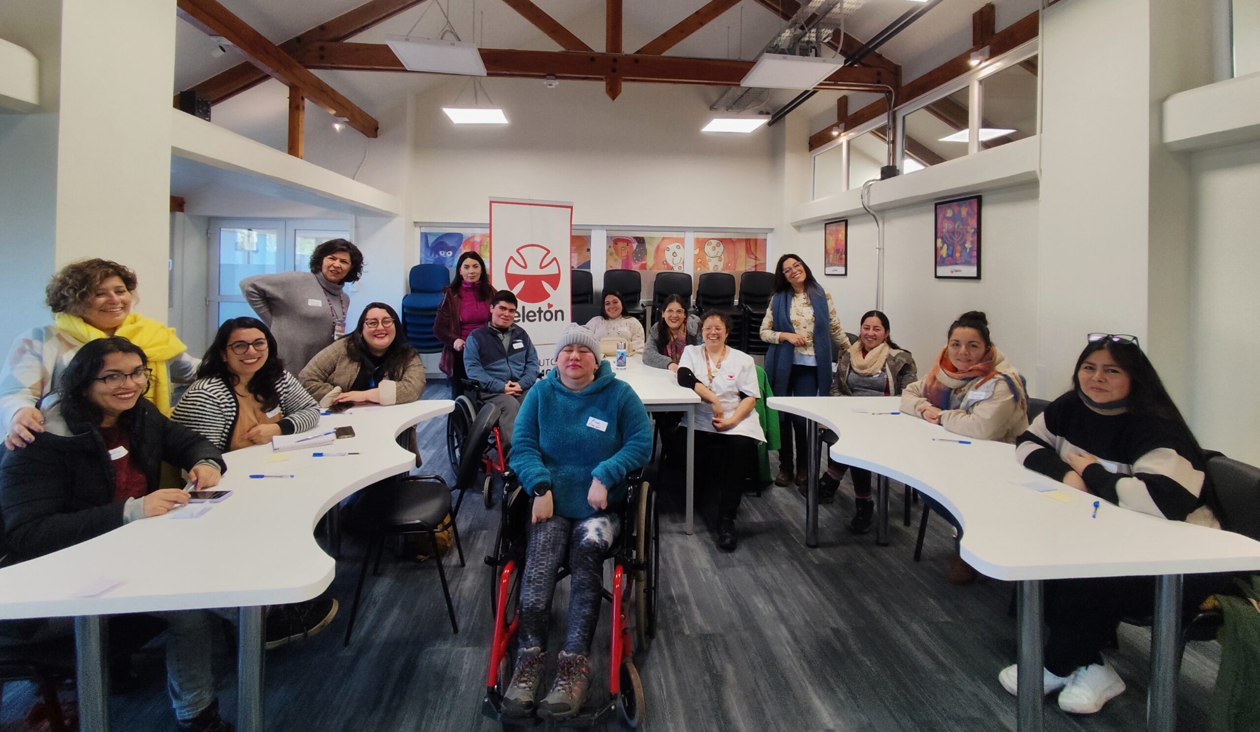 FOSIS y Teletón Los Lagos ejecutan proyecto internacional para fortalecer capacidades emprendedoras